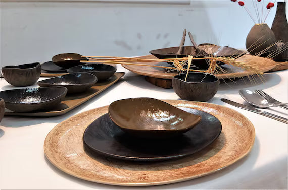 How to Mix & Match Place Settings for a Stylish Table