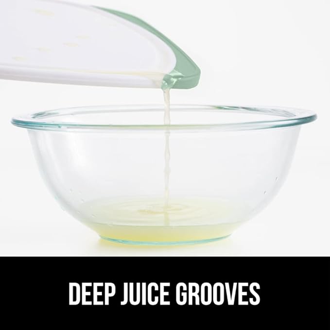 GORILLA GRIP BPA-Free Reversible Kitchen Cutting Board Set of 3, US Designed, Nonporous, Juice Grooves Catch Liquid, Slip Resistant Border, Dishwasher Safe, Durable Large Food Chopping Boards, Mint