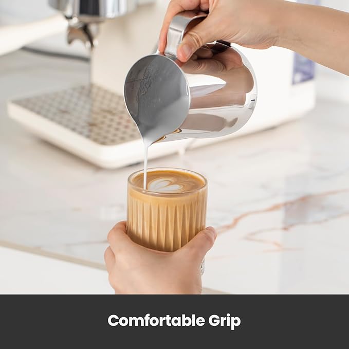 G3006 Espresso Machine & Milk Frothing Pitcher Bundle