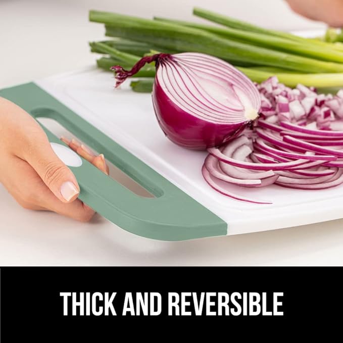 GORILLA GRIP BPA-Free Reversible Kitchen Cutting Board Set of 3, US Designed, Nonporous, Juice Grooves Catch Liquid, Slip Resistant Border, Dishwasher Safe, Durable Large Food Chopping Boards, Mint