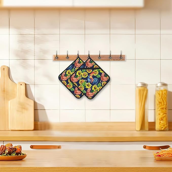 Rooster Farm Animals Pot Holders Set of 2, Kitchen Heat Resistant Hen Potholder for Microwave Cooking Baking Oven End Dishes and BBQ