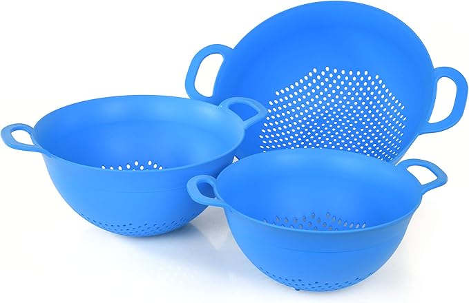 Mintra Home Plastic Strainer Colanders Set: 3, 3.5 and 5 Quart (Blue) Double Strong Handles and Deep Bowl, Safe BPA-Free - Use for Pasta, Noodles, Spaghetti, Vegetables (Assorted Sizes 3pk)
