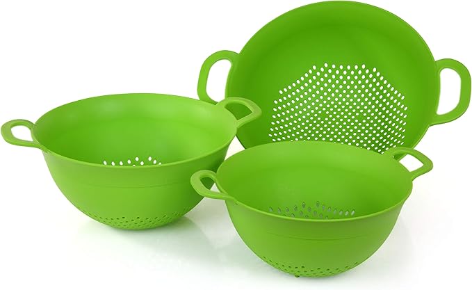 Mintra Home Plastic Strainer Colanders Set: 3, 3.5 and 5 Quart (Green) Double Strong Handles and Deep Bowl, Safe BPA-Free - Use for Pasta, Noodles, Spaghetti, Vegetables (Assorted Sizes 3pk)