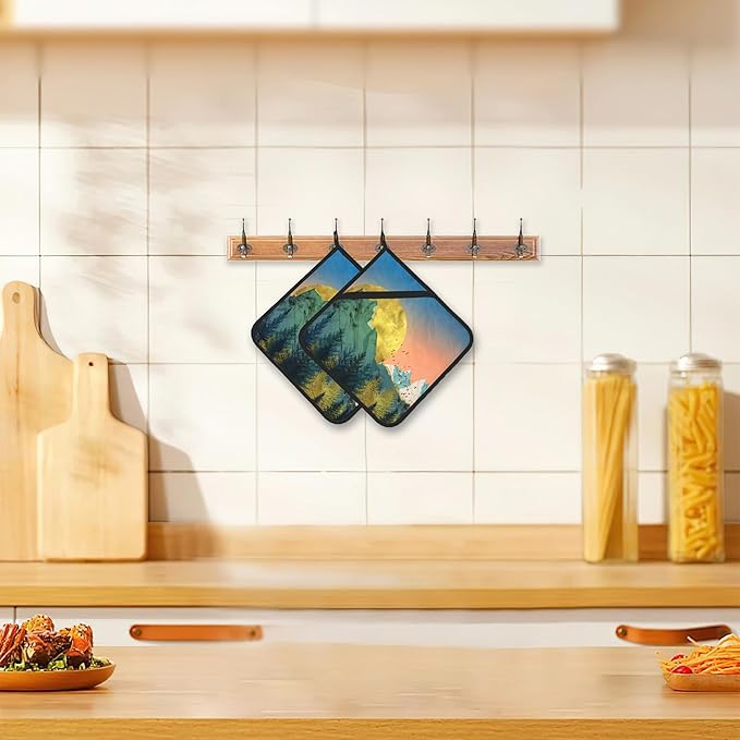 Mountains Sun Nature Scenery Pot Holders Set of 2 Heat Resistant Potholders,Fire Oven Hot Pads for Kitchen Cooking Baking Barbecue