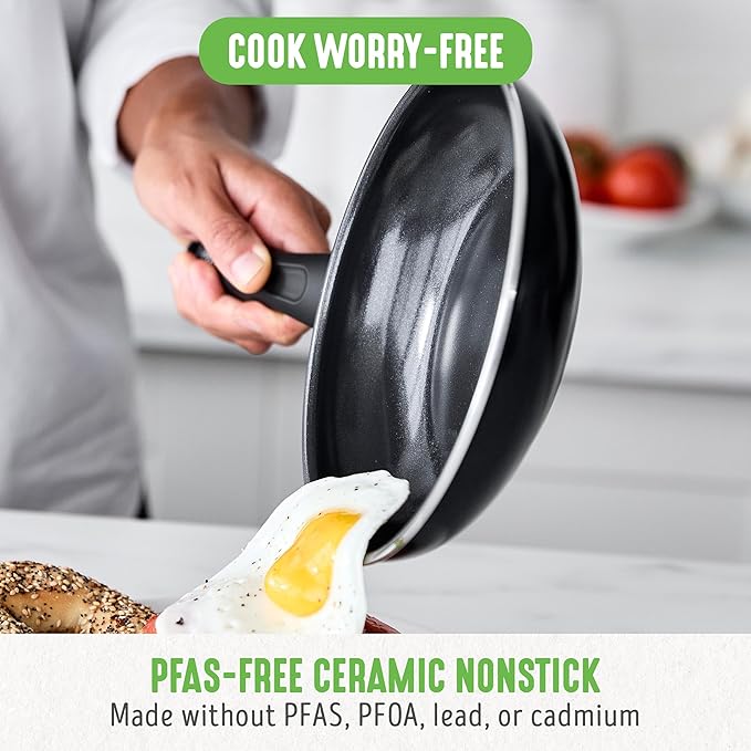 GreenLife Soft Grip 7" and 10" Frying Pan Set, Healthy Ceramic Nonstick, Non Toxic PFAS & PFOA-Free, Dishwasher Safe, Egg Omelet Skillet, Cookware for Easy Cooking, Kitchen Essentials, Black